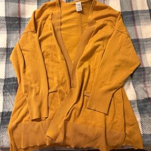Terra & Sky gold cardigan
Size 2X